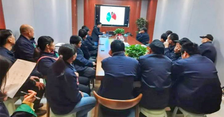 普及健康知識(shí)，呵護(hù)自身健康——超凡標(biāo)牌開展員工職業(yè)健康知識(shí)培訓(xùn)
